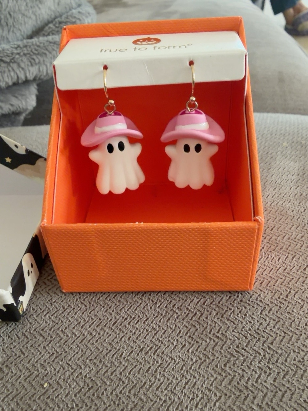 True to Form Pink Hat Ghost Dangle Earrings – Halloween Jewelry